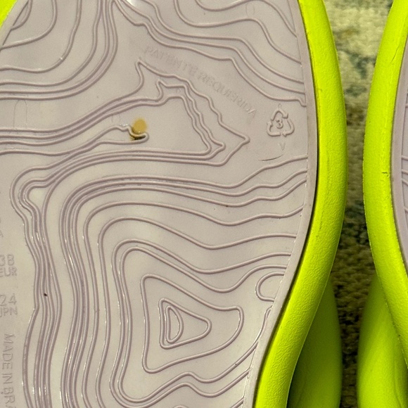 Melissa  Flip Flop Size 7 - Picture 12 of 12